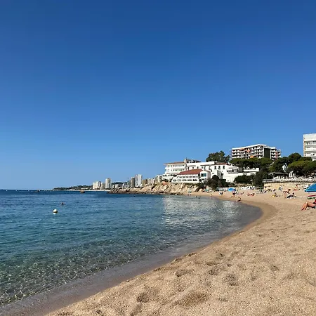 Beachfront Studio, Sea Views, Rooftop Terrace, Playa De Aro *
