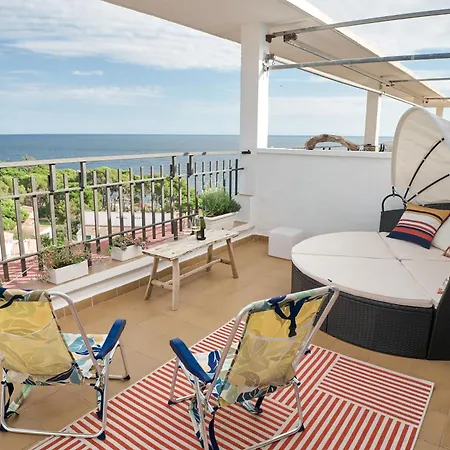 Apartment Beachfront Rooftop Haven In Playa De Aro *