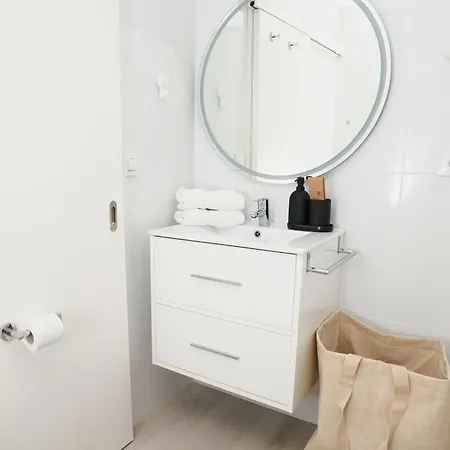 Apartment Beachfront Rooftop Haven In Playa De Aro *