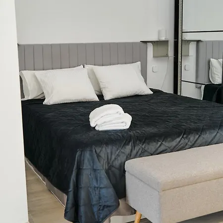 Beachfront Studio, Sea Views, Rooftop Terrace, Playa De Aro Apartmán *