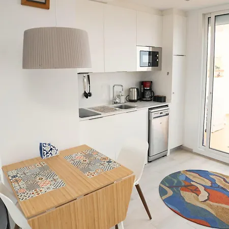 Apartmán Beachfront Studio, Sea Views, Rooftop Terrace, Playa De Aro Platja d'Aro