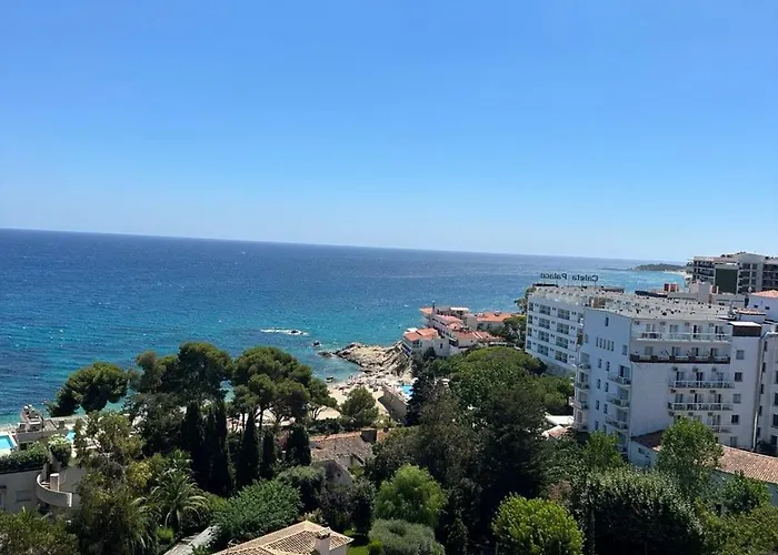 アパート Beachfront Studio, Sea Views, Rooftop Terrace, Playa De Aro プラヤ・デアロ