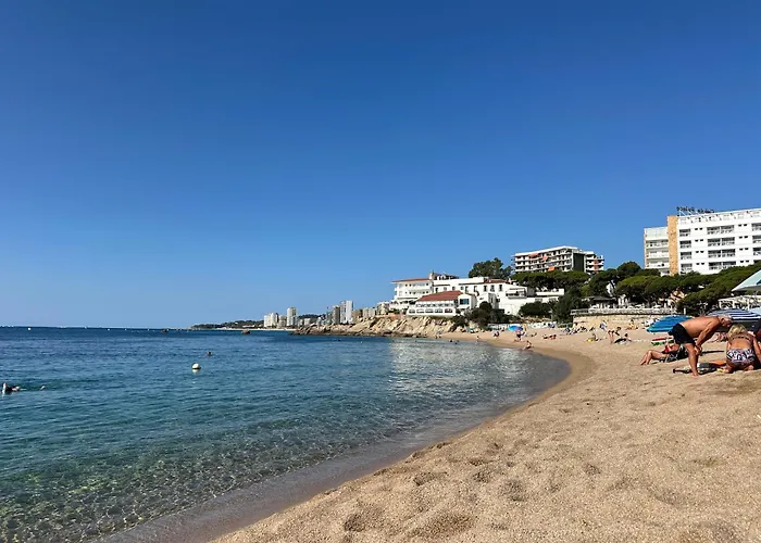 Beachfront Studio, Sea Views, Rooftop Terrace, Playa De Aro *