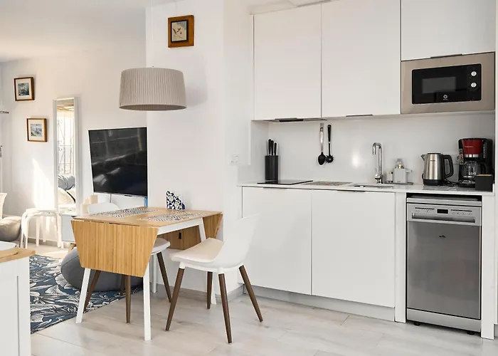 Beachfront Studio, Sea Views, Rooftop Terrace, Playa De Aro プラヤ・デアロ