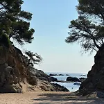Beachfront Studio, Sea Views, Rooftop Terrace, Playa De Aro