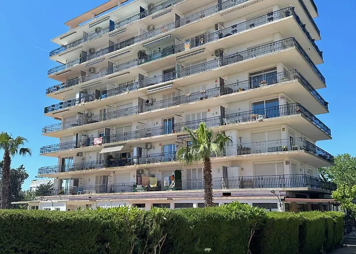 Beachfront Studio, Sea Views, Rooftop Terrace, Playa De Aro