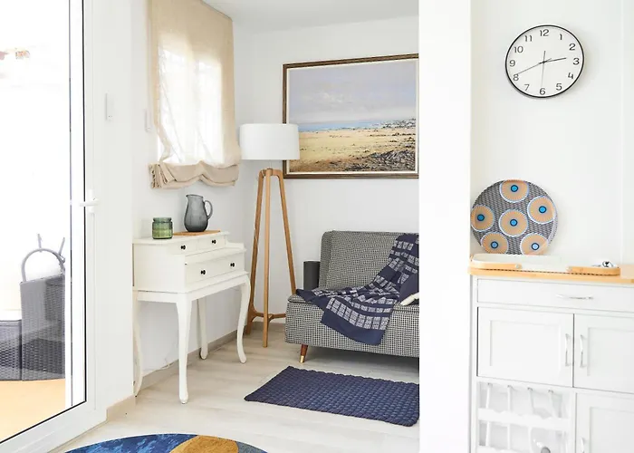 Beachfront Studio, Sea Views, Rooftop Terrace, Playa De Aro Platja d'Aro
