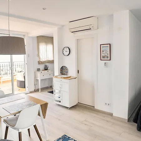 Beachfront Studio, Sea Views, Rooftop Terrace, Playa De Aro