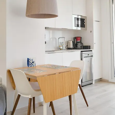 Beachfront Studio, Sea Views, Rooftop Terrace, Playa De Aro Διαμέρισμα *