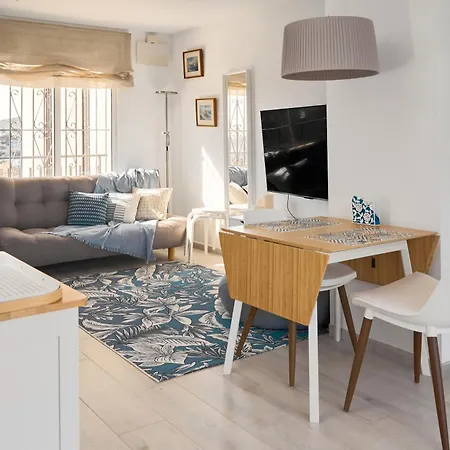 Beachfront Studio, Sea Views, Rooftop Terrace, Playa De Aro * Platja d'Aro